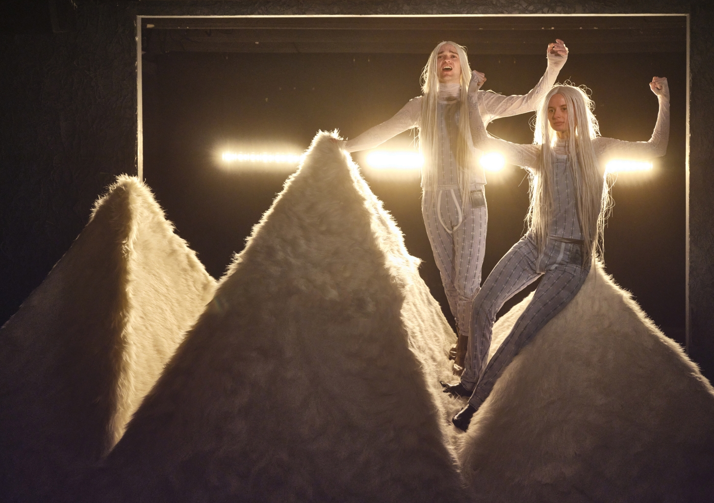 Nieder mit den Alpen!, Luzerner Theater, Foto: Emanuel Ammon